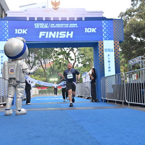 Race photo from KEMLU RUN 2026