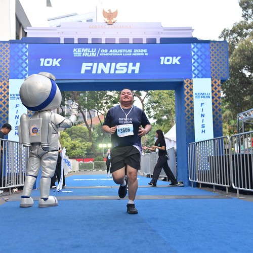 Race photo from KEMLU RUN 2026