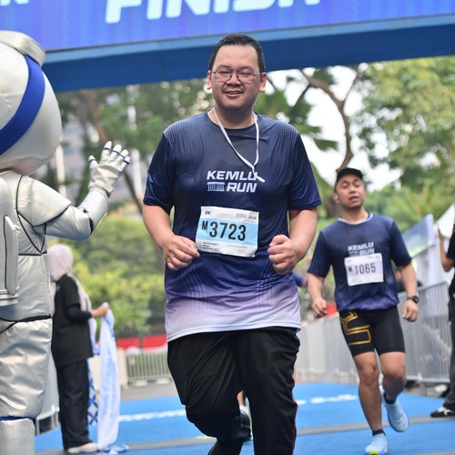 Race photo from KEMLU RUN 2026