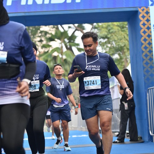 Race photo from KEMLU RUN 2026
