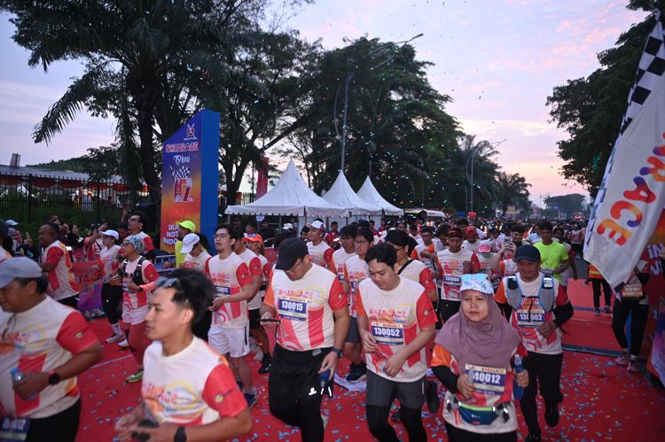 Race photo from NOTARACE 2025