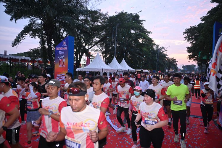 Race photo from NOTARACE 2025