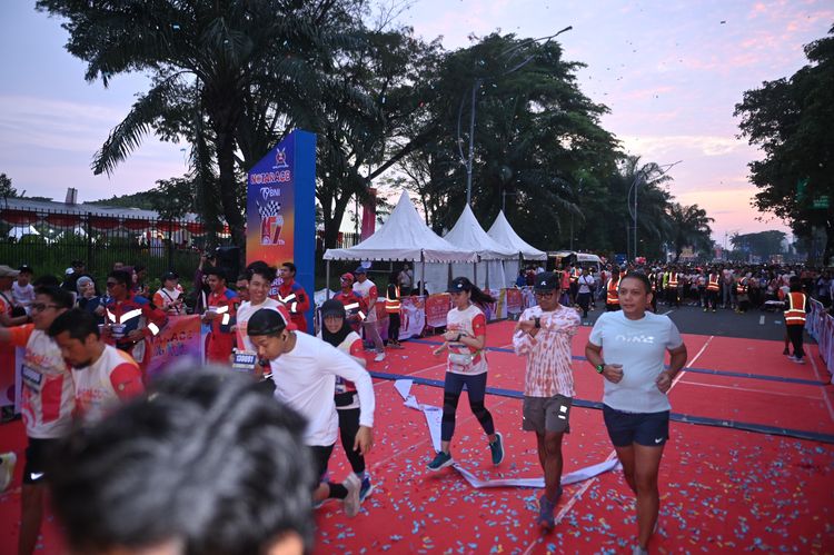 Race photo from NOTARACE 2025