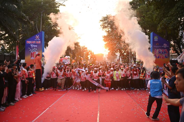 Race photo from NOTARACE 2025
