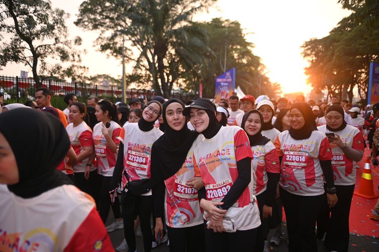 Race photo from NOTARACE 2025