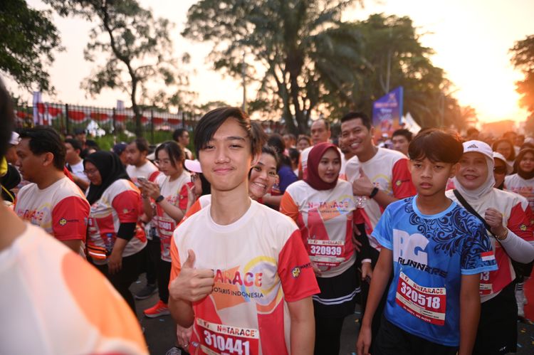 Race photo from NOTARACE 2025