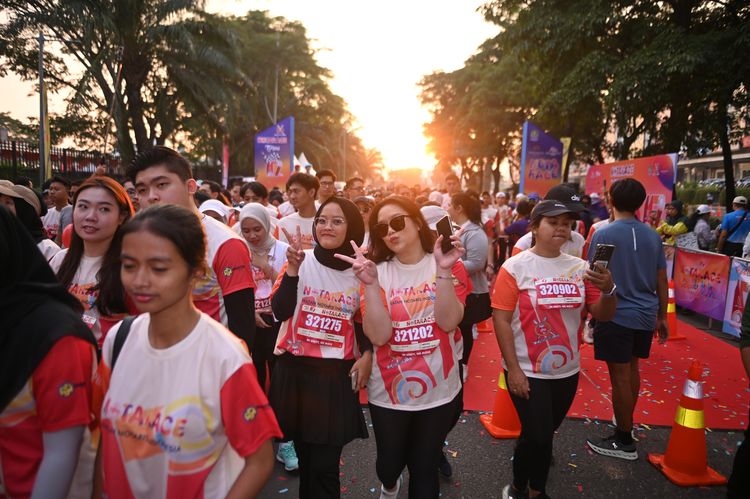Race photo from NOTARACE 2025