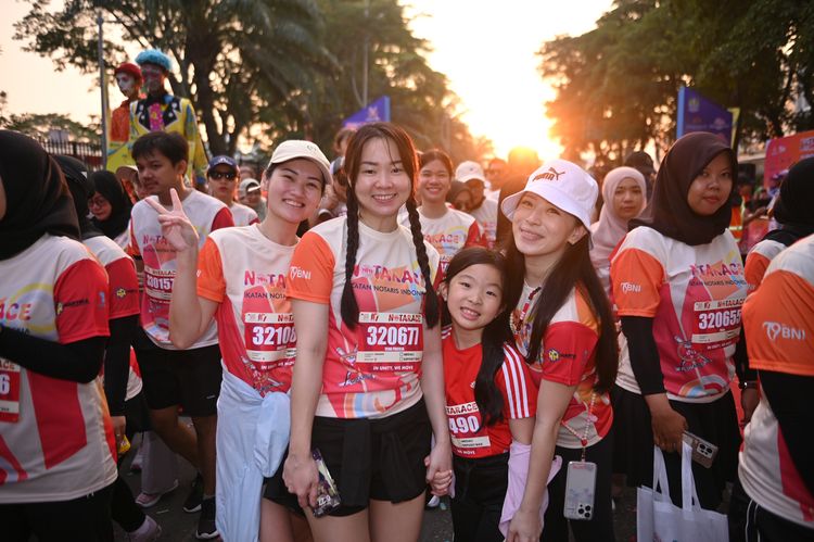 Race photo from NOTARACE 2025