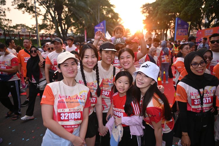 Race photo from NOTARACE 2025