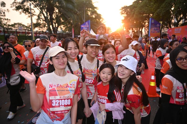 Race photo from NOTARACE 2025