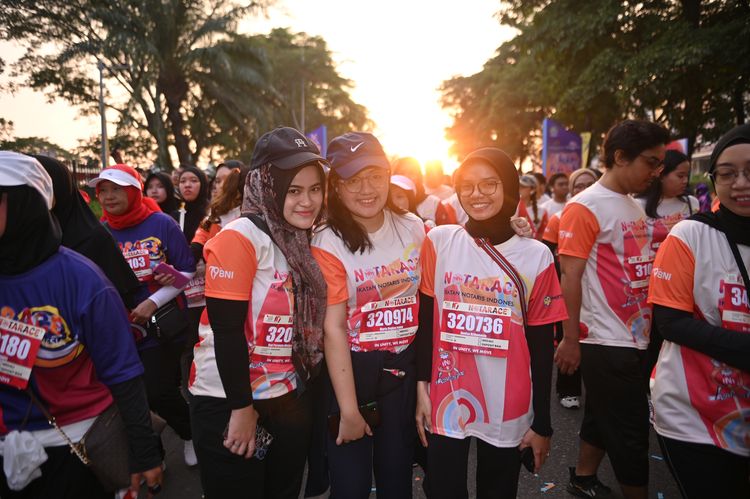Race photo from NOTARACE 2025