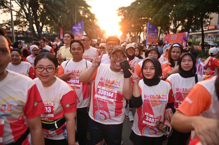 Race photo from NOTARACE 2025