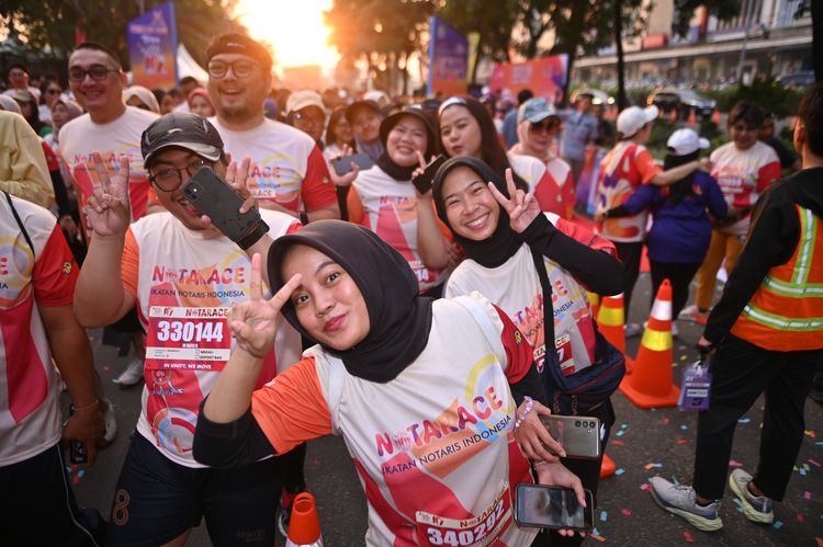 Race photo from NOTARACE 2025