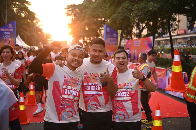 Race photo from NOTARACE 2025