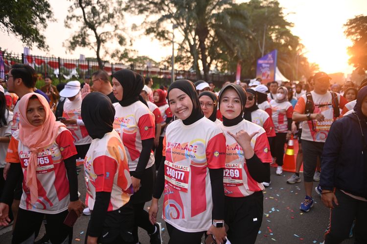 Race photo from NOTARACE 2025