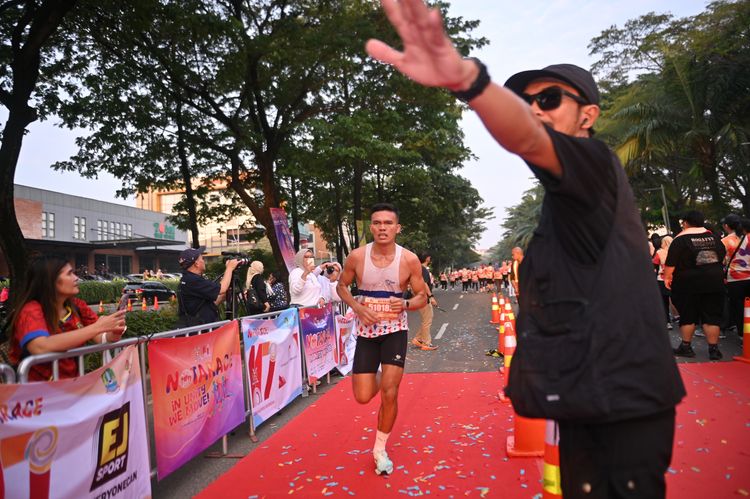 Race photo from NOTARACE 2025