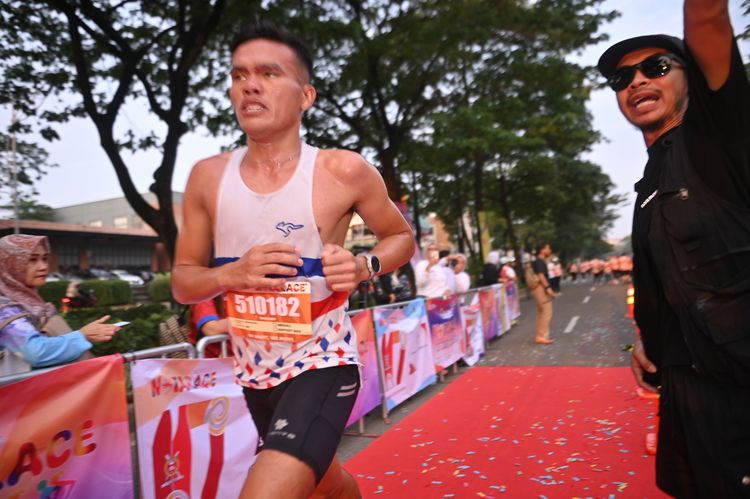 Race photo from NOTARACE 2025