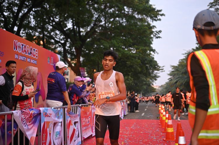 Race photo from NOTARACE 2025