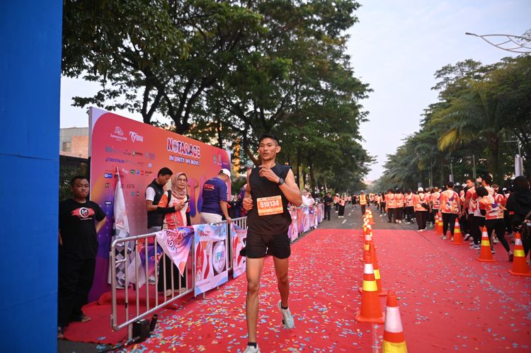 Race photo from NOTARACE 2025