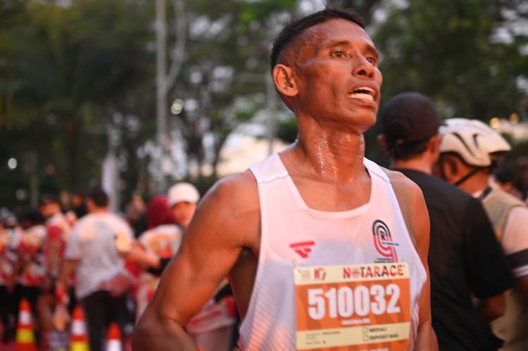 Race photo from NOTARACE 2025