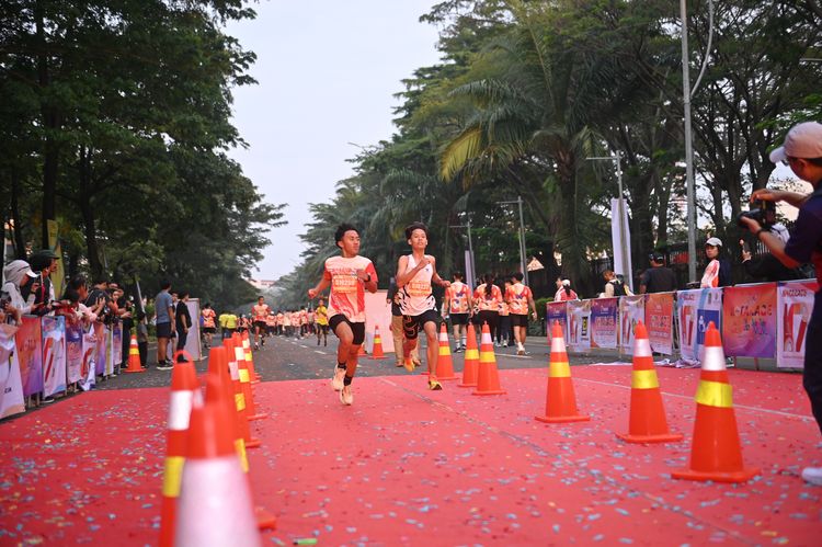 Race photo from NOTARACE 2025
