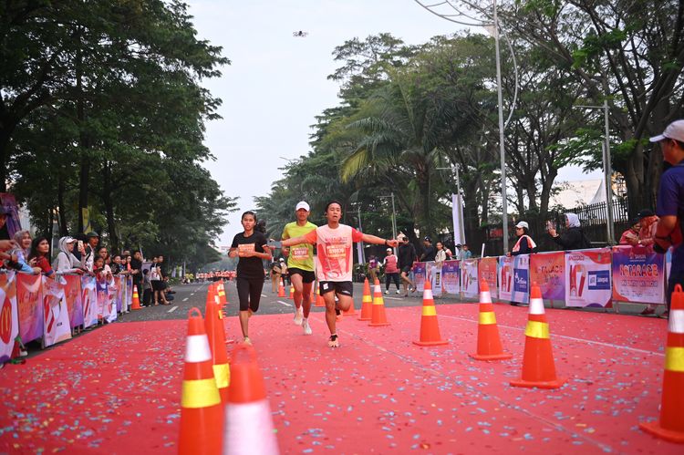 Race photo from NOTARACE 2025