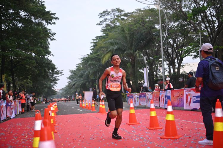 Race photo from NOTARACE 2025