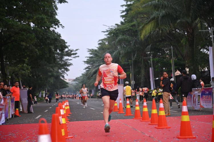 Race photo from NOTARACE 2025
