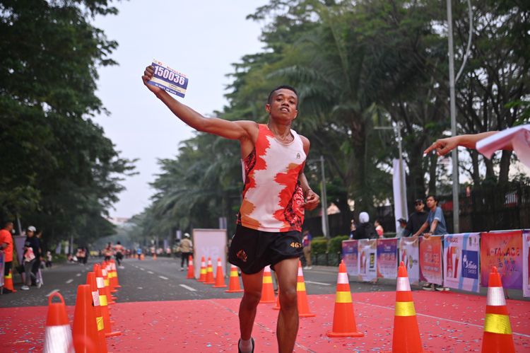 Race photo from NOTARACE 2025