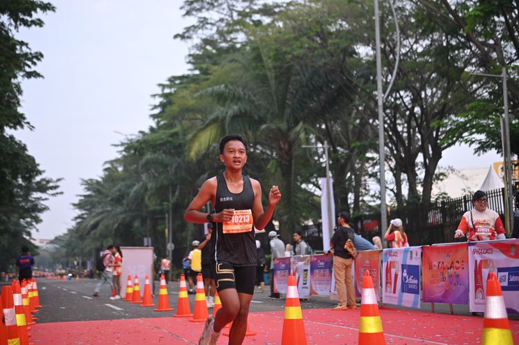 Race photo from NOTARACE 2025