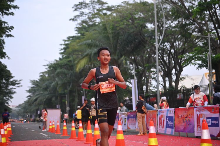 Race photo from NOTARACE 2025