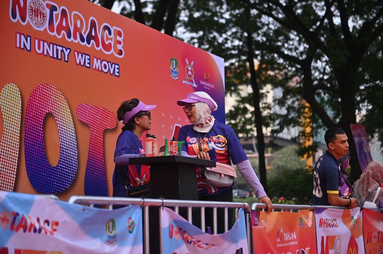 Race photo from NOTARACE 2025