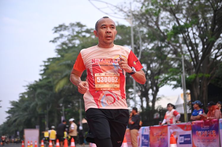Race photo from NOTARACE 2025