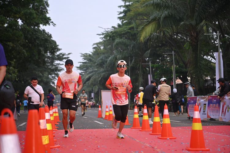 Race photo from NOTARACE 2025