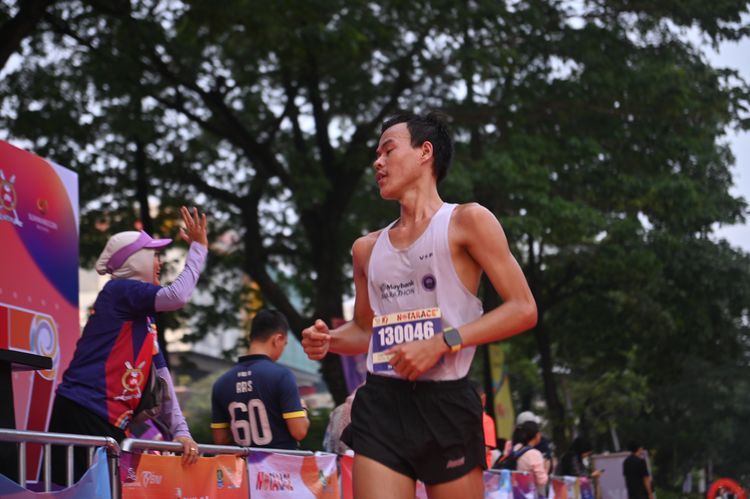 Race photo from NOTARACE 2025