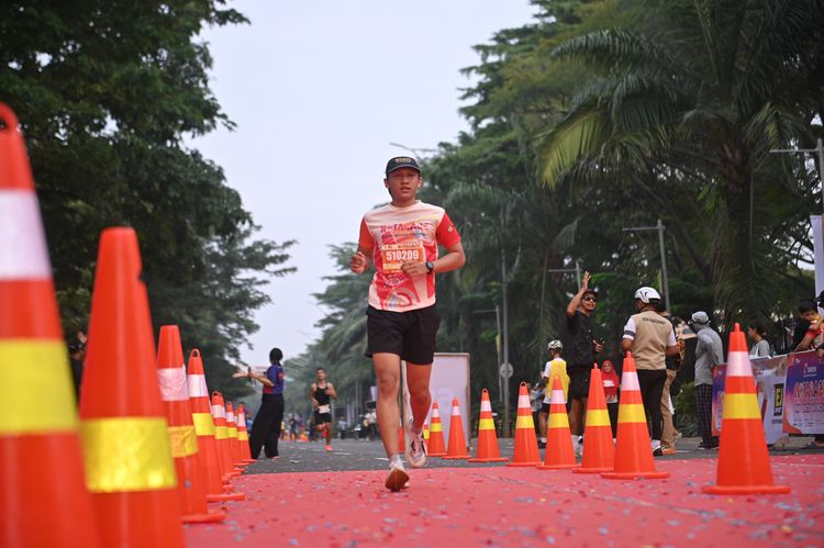 Race photo from NOTARACE 2025
