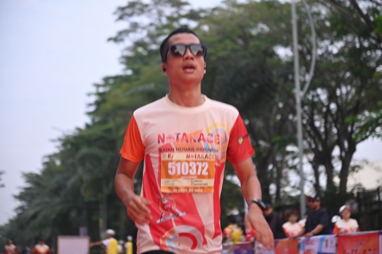Race photo from NOTARACE 2025