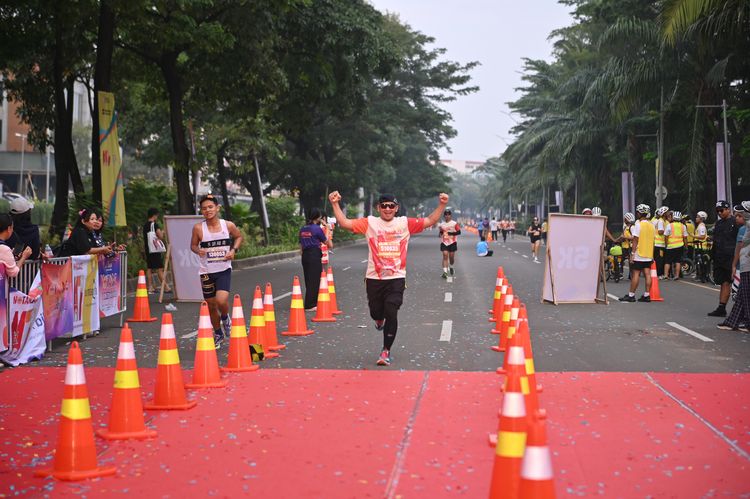 Race photo from NOTARACE 2025