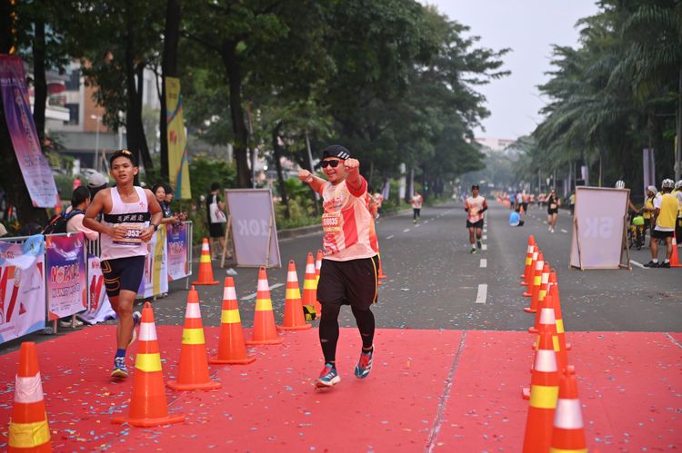 Race photo from NOTARACE 2025