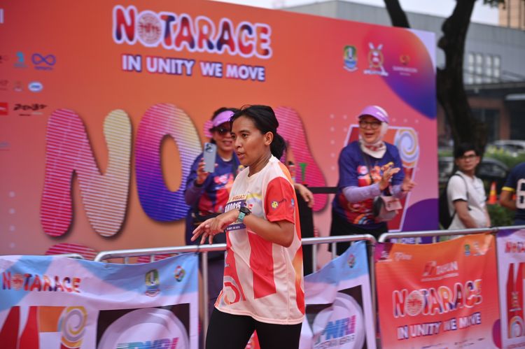 Race photo from NOTARACE 2025