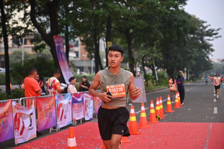 Race photo from NOTARACE 2025