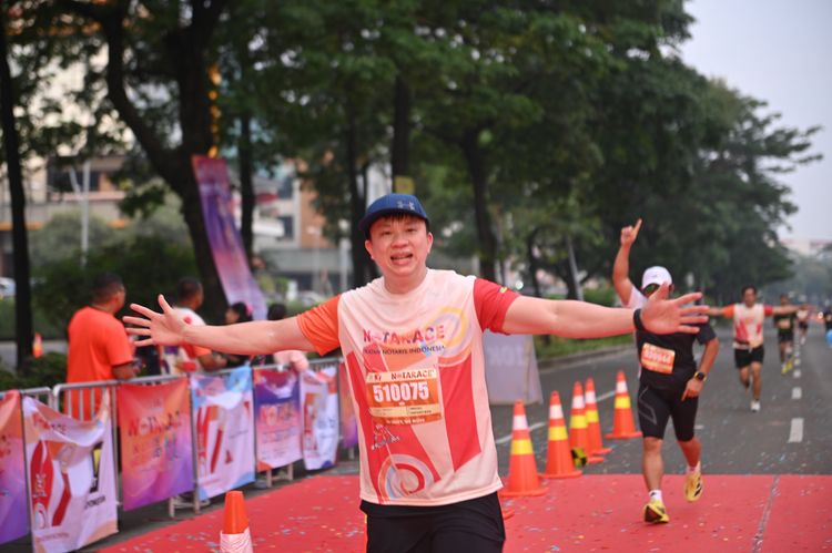 Race photo from NOTARACE 2025