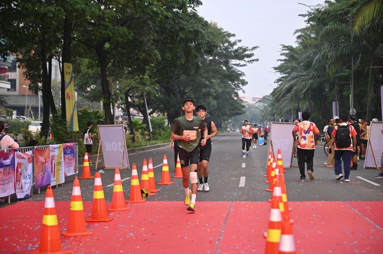 Race photo from NOTARACE 2025