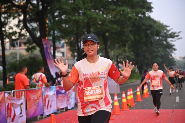 Race photo from NOTARACE 2025