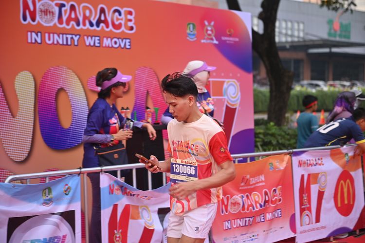 Race photo from NOTARACE 2025