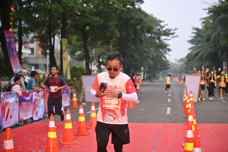 Race photo from NOTARACE 2025