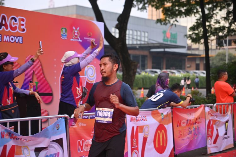 Race photo from NOTARACE 2025