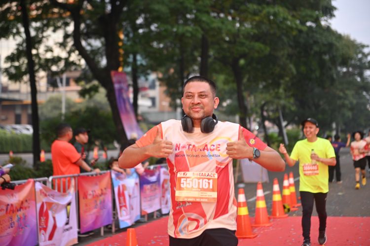 Race photo from NOTARACE 2025