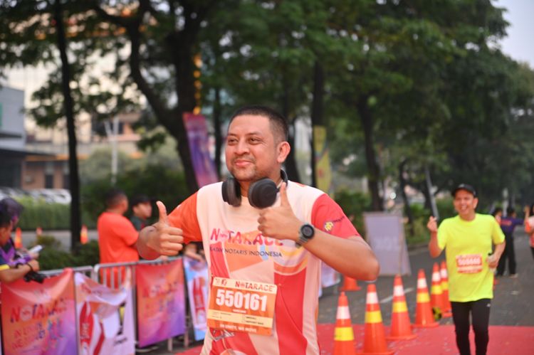 Race photo from NOTARACE 2025
