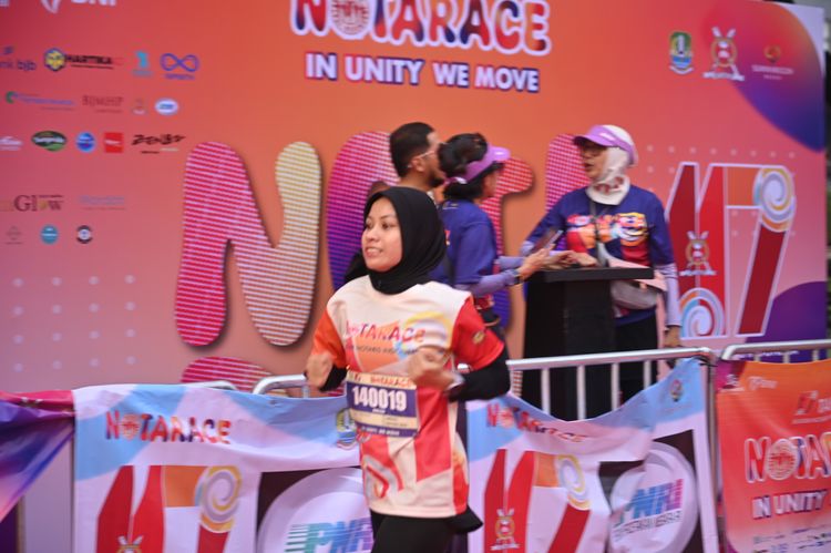 Race photo from NOTARACE 2025